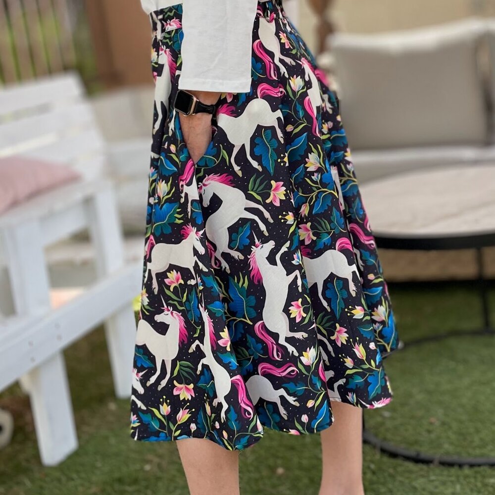 Brand New LA SOUL Beautiful A Line, Circle Midi Flowy UNICORN Skirt - Picture 4 of 5